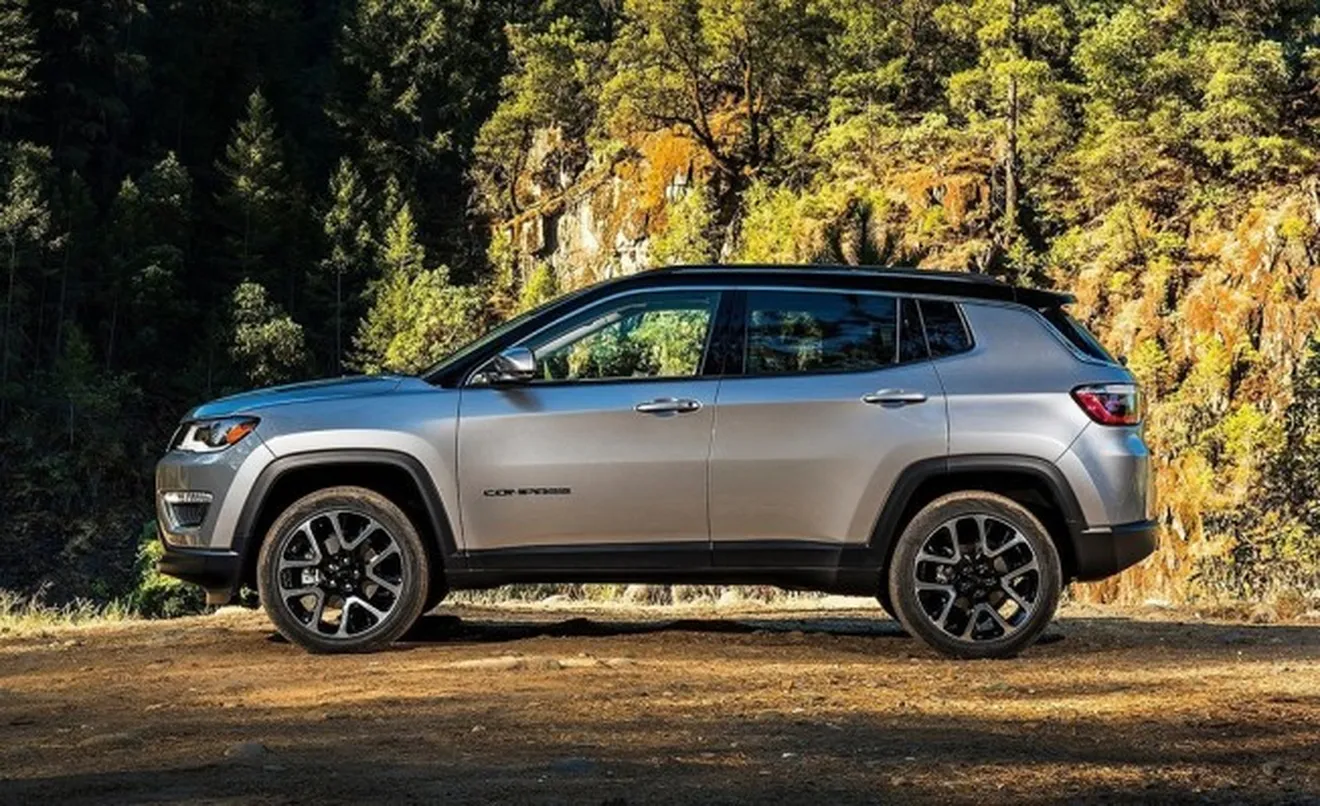 Jeep Compass - lateral