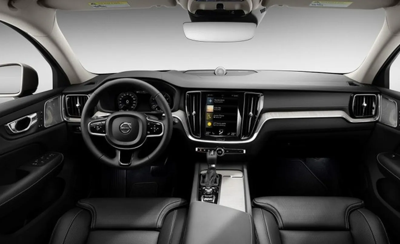 Volvo V60 2018 - interior