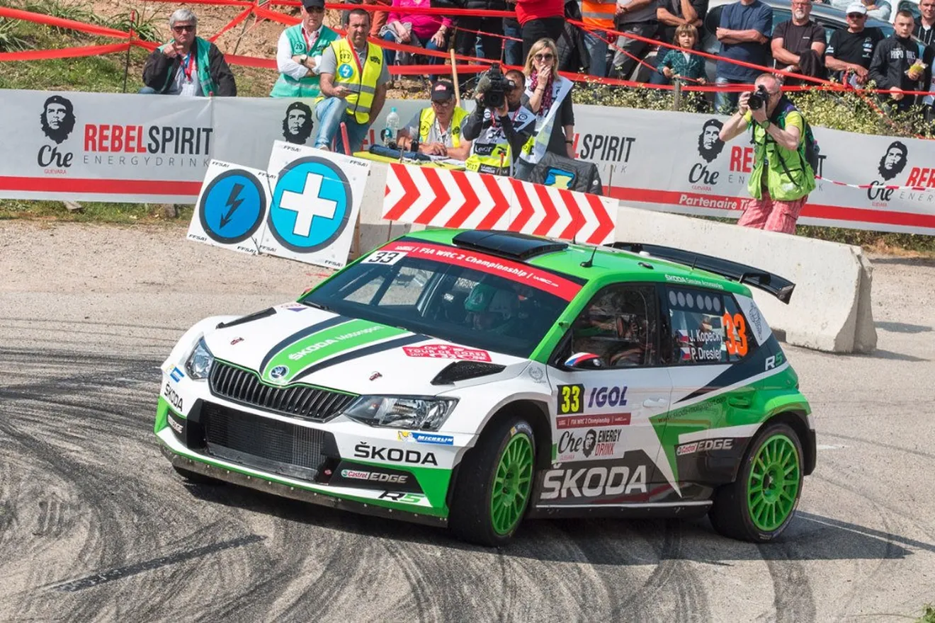Los R5 de WRC2, a examen en el asfalto de Córcega