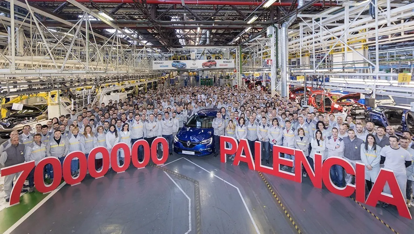 Renault produce el vehículo 7 millones en su factoría de Palencia