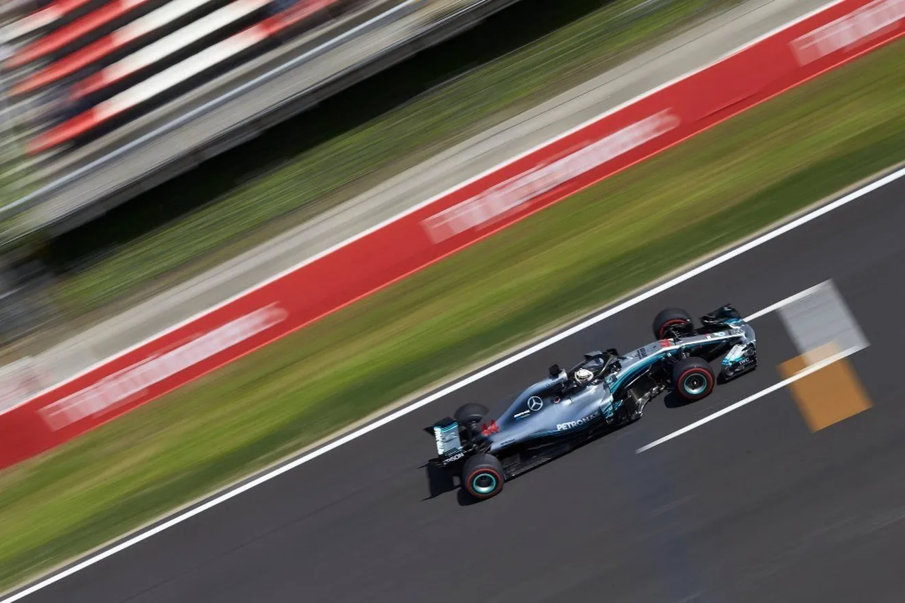 Hamilton mantiene el reinado de Mercedes en Montmeló