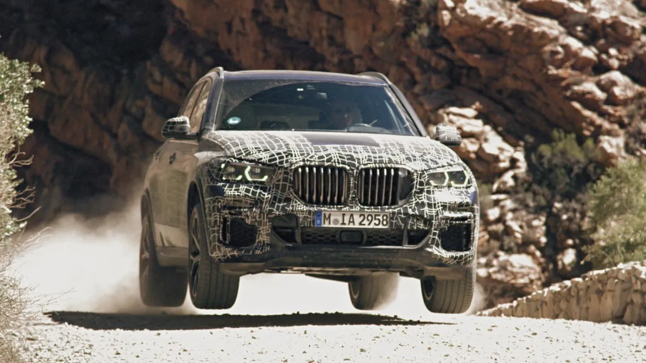 BMW adelanta los primeros teasers del nuevo X5 antes de su debut en junio