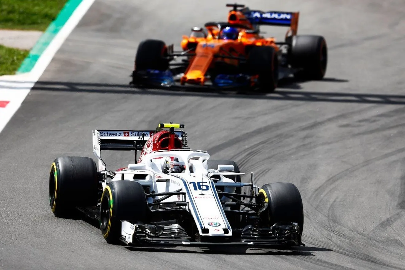 Leclerc: "Aprendo el doble luchando con Alonso que con otros pilotos"