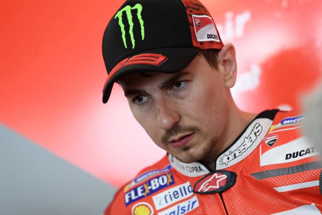 Lorenzo: "Correré en MotoGP los dos próximos años con una moto competitiva"