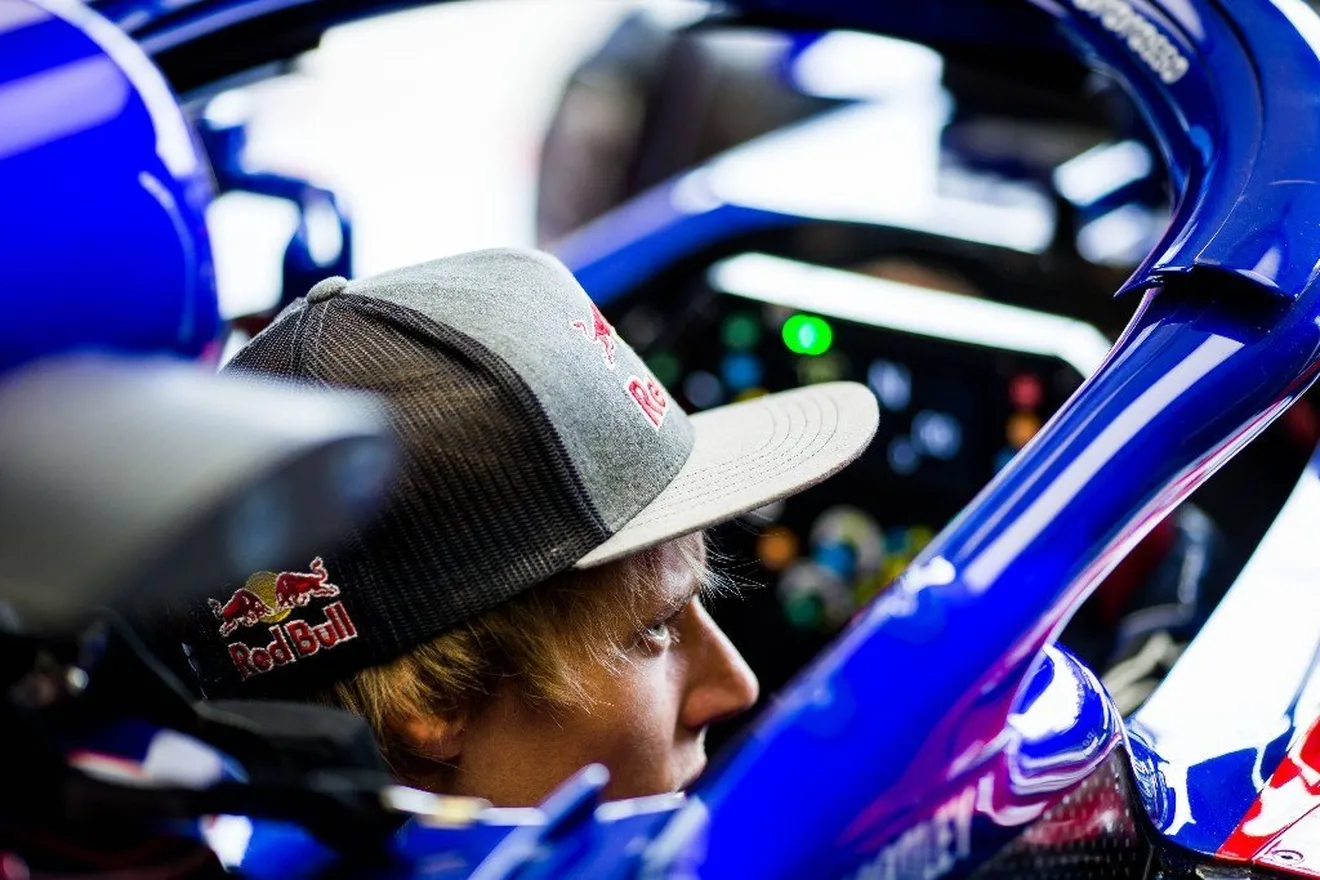 Hartley niega su salida de Toro Rosso: "Sé lo que dice mi contrato"