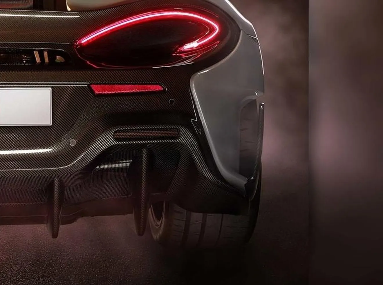 McLaren nos adelanta el nuevo 600LT 2019 con un primer teaser