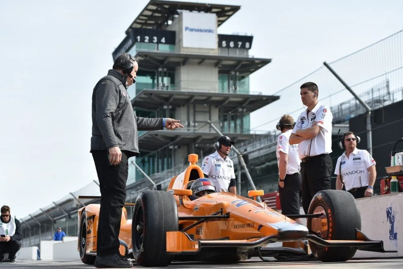 Brown: "Todo parece favorable" para la entrada de McLaren en IndyCar