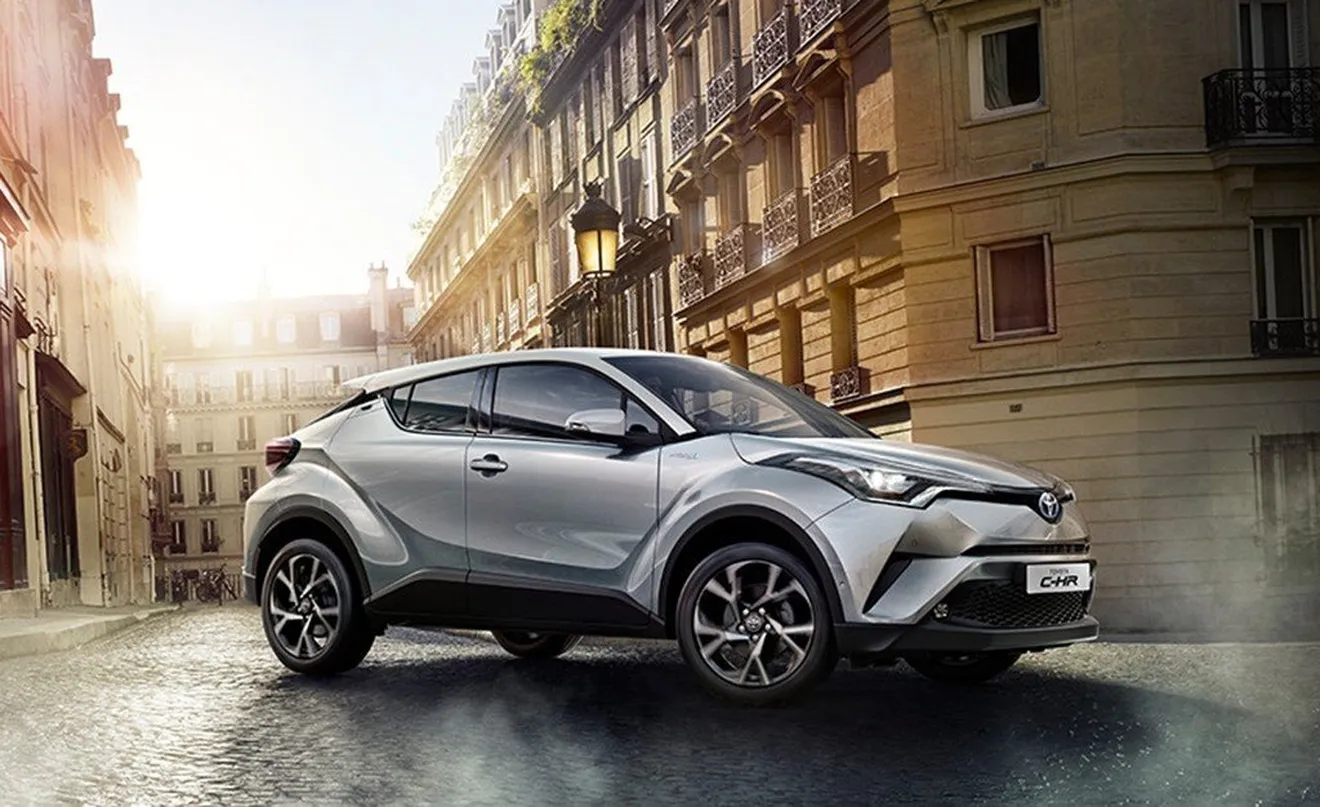 La gama 2019 del Toyota C-HR se pone a la venta en España
