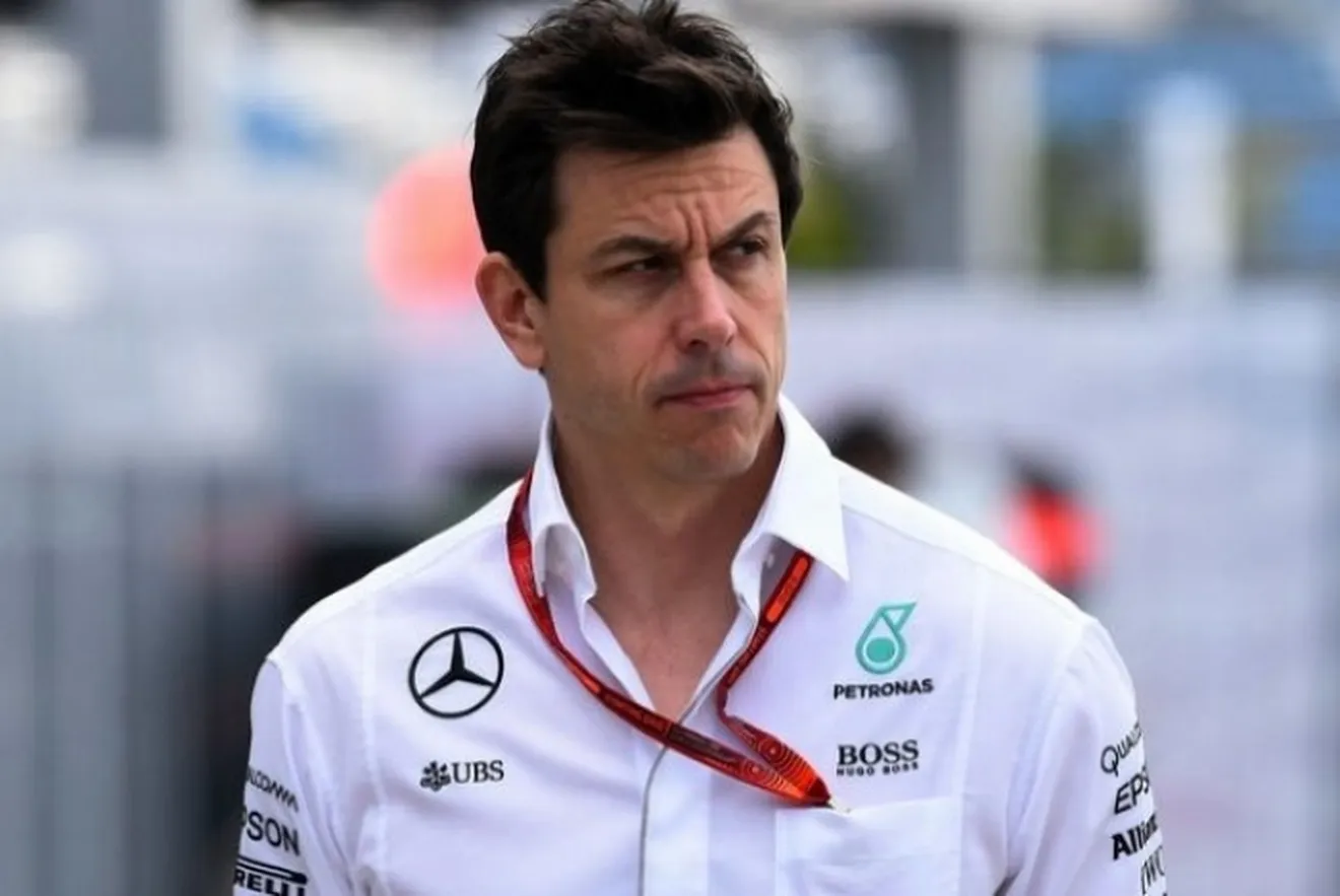Wolff: "Los motores Renault, Ferrari y Mercedes están muy parejos"