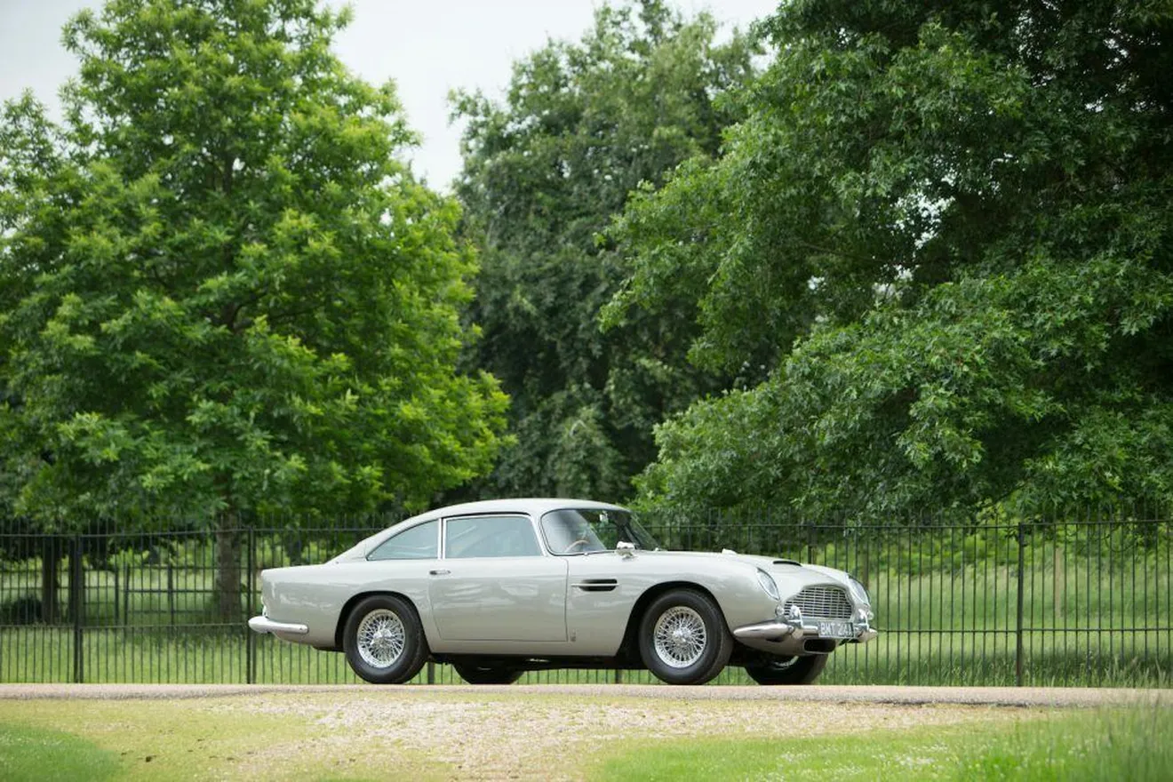 El Museo de espías de Nueva York compra el Aston Martin DB5 de Goldeneye por 2.6 millones
