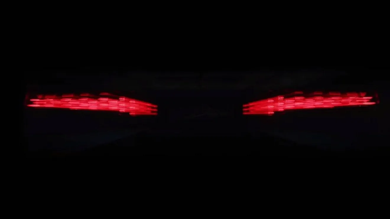 El Bugatti Divo muestra sus nuevas ópticas en su último y amenazante teaser