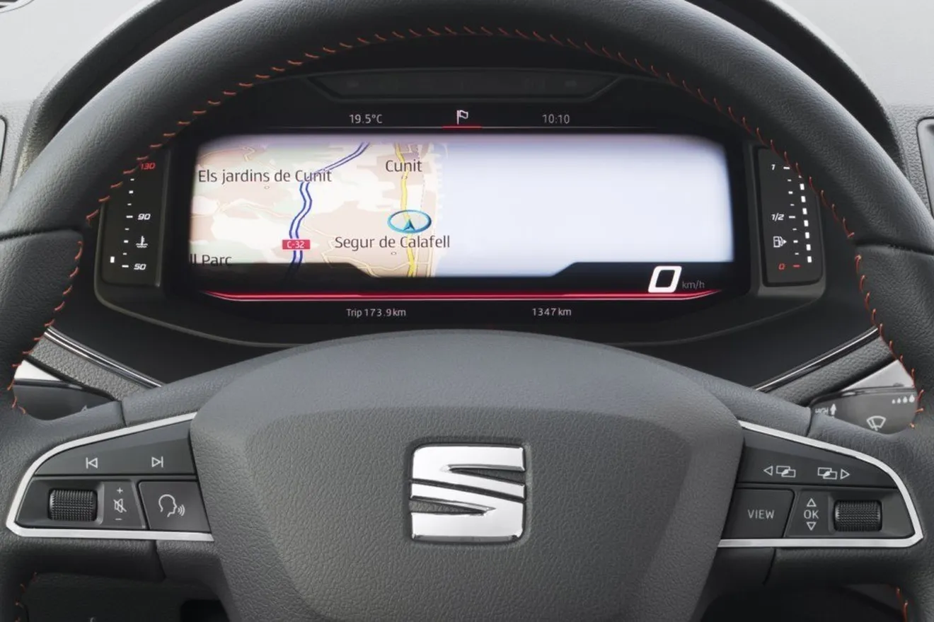 Los SEAT Arona e Ibiza estrenan la nueva pantalla virtual a color Digital Cockpit
