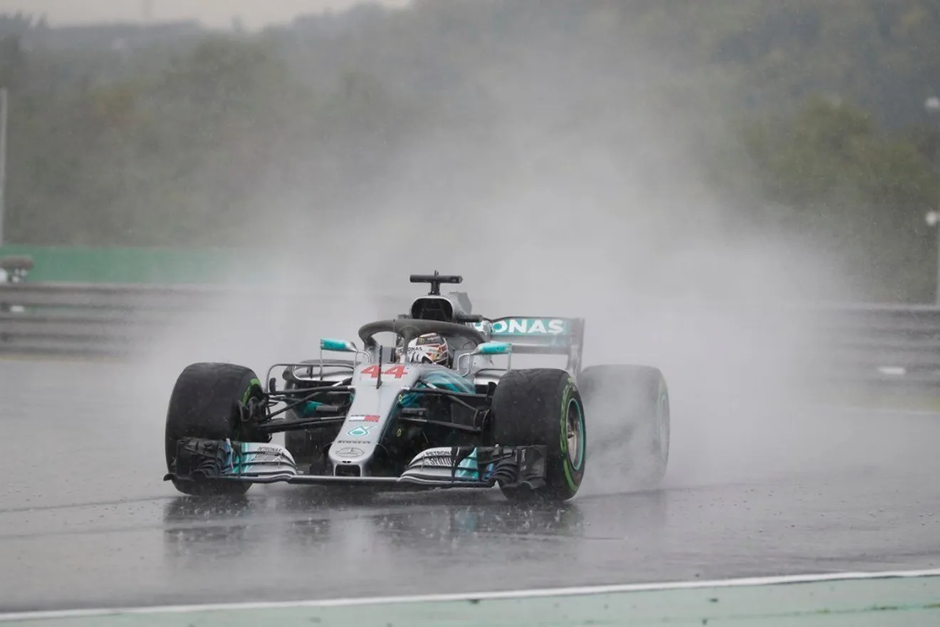 La lluvia da la pole a Mercedes: "No nos lo esperábamos"