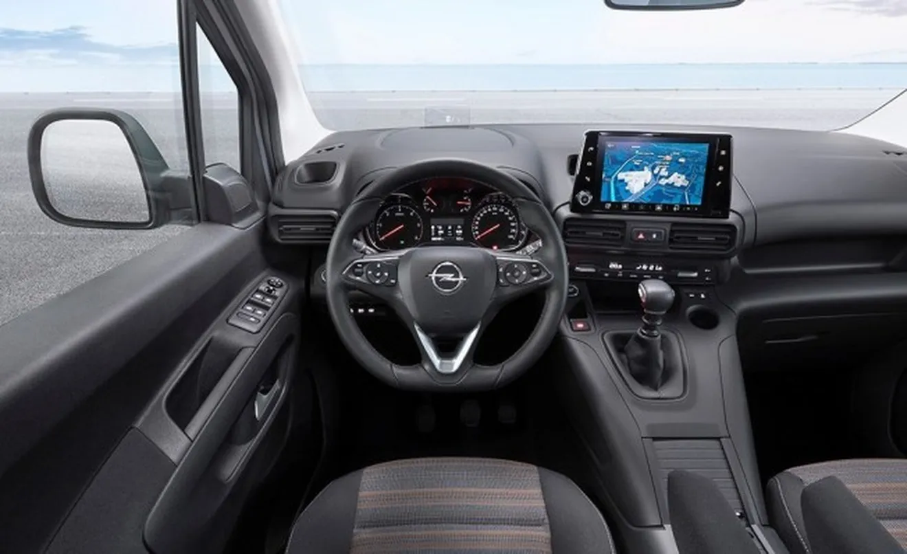 Opel Combo Life - interior