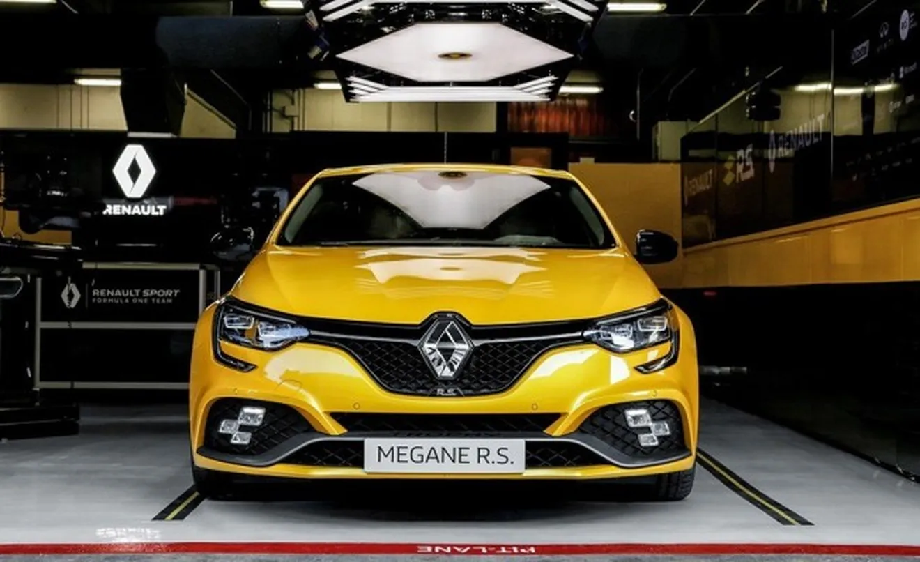 Renault Mégane RS Trophy 2019 - frontal