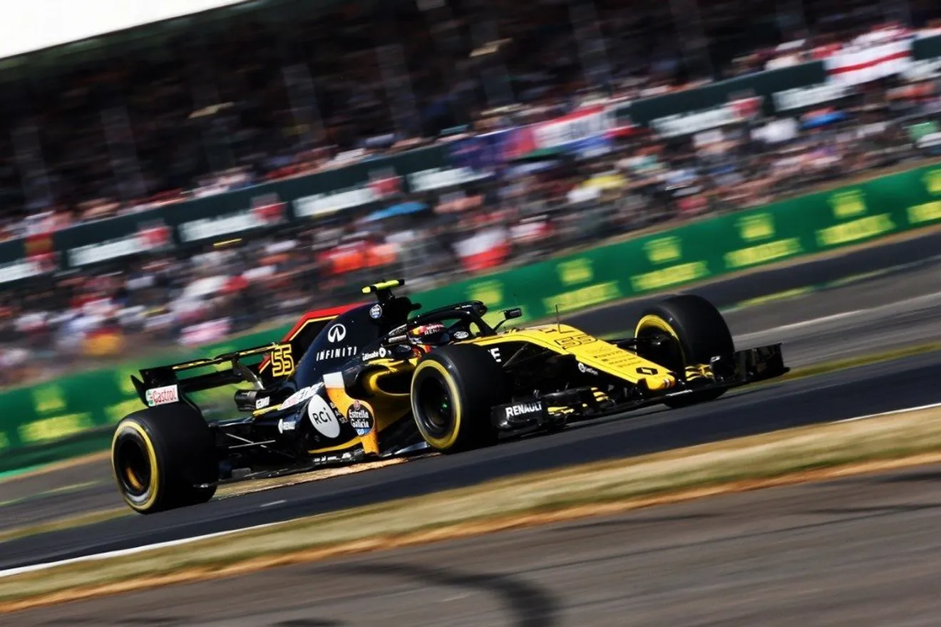 Sainz, disgustado por el accidente con Grosjean y la estrategia de Renault