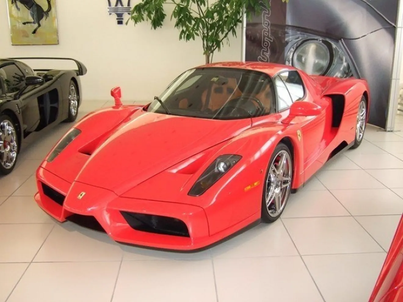 El Ferrari Enzo de Michael Schumacher esta a la venta... o eso parece