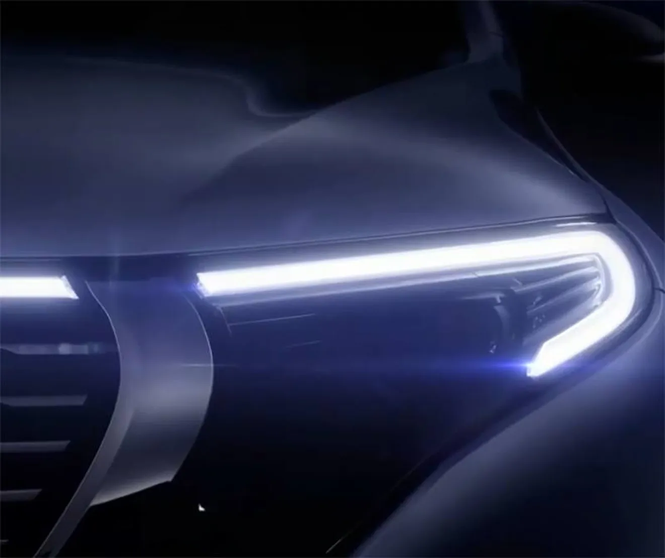 Mercedes avanza el primer teaser oficial del nuevo EQC