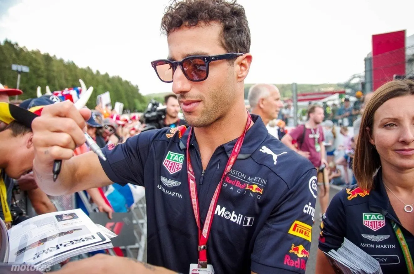 Ricciardo: “La gente piensa que Verstappen influyó en mi decisión, pero no”