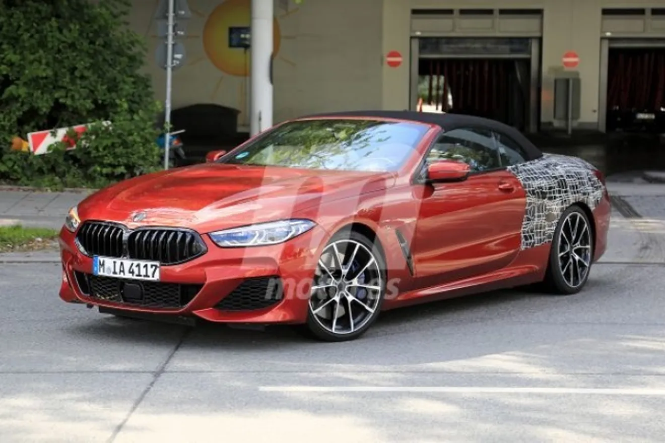 El BMW Serie 8 Cabrio cazado prácticamente al desnudo en la calle