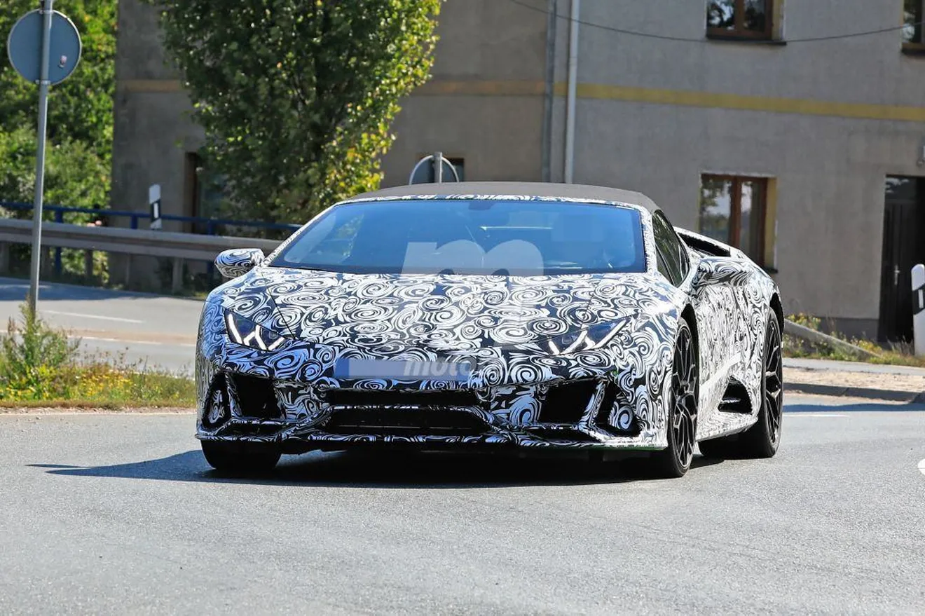 El facelift del Lamborghini Huracan Spyder al descubierto 