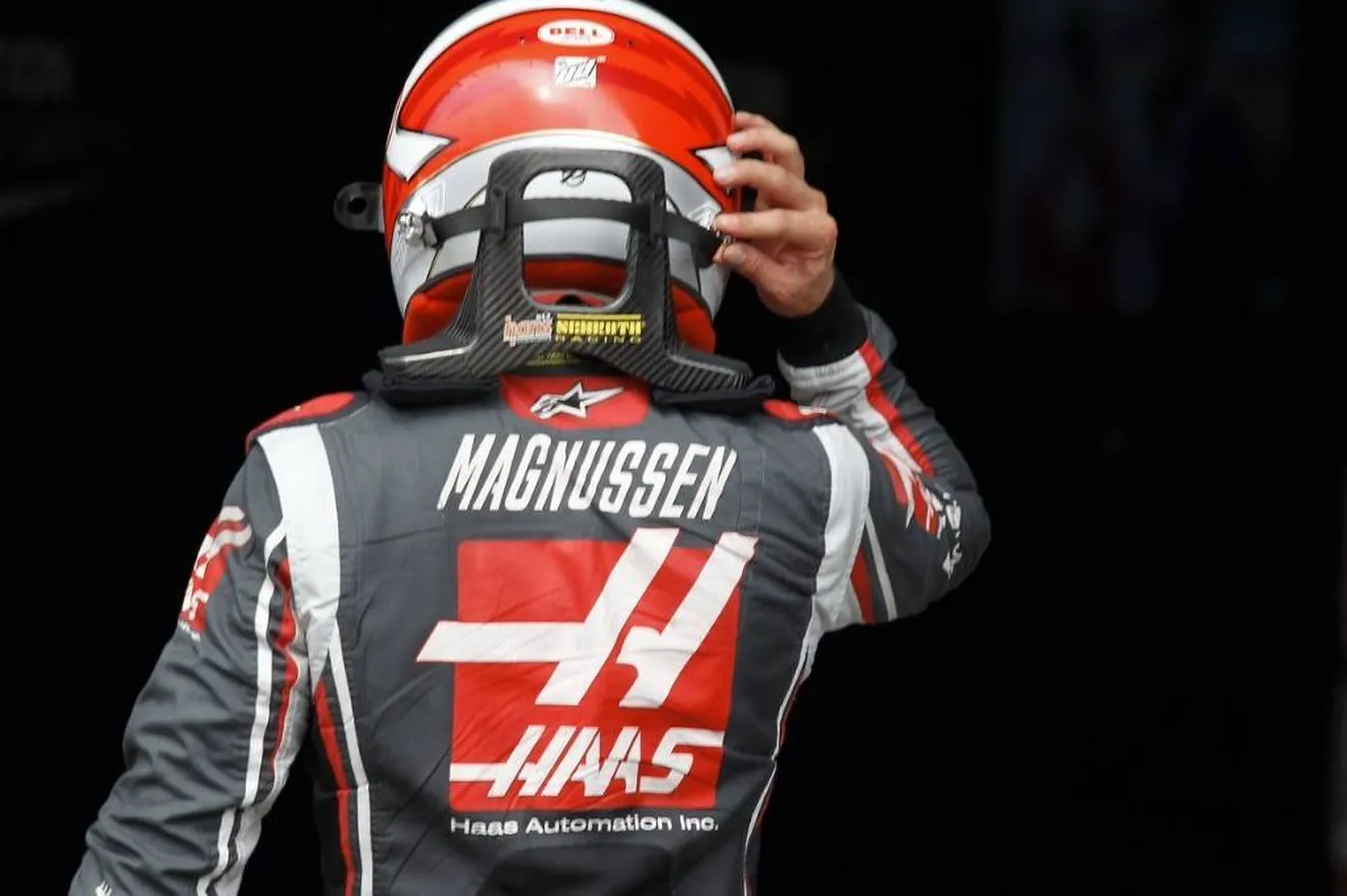 Magnussen responde a Alonso: "Está claramente frustrado"