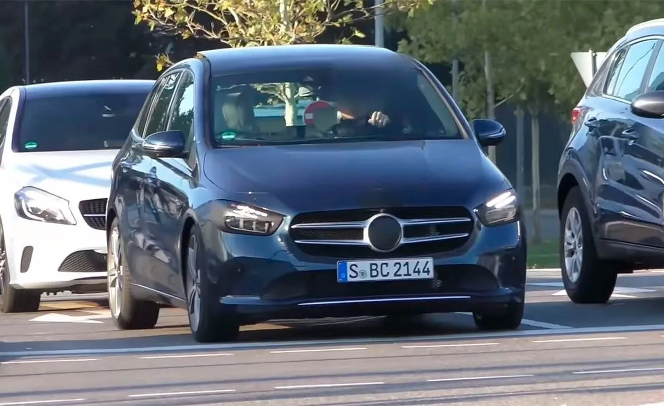 El nuevo Mercedes Clase B, casi al desnudo, en este vídeo espía