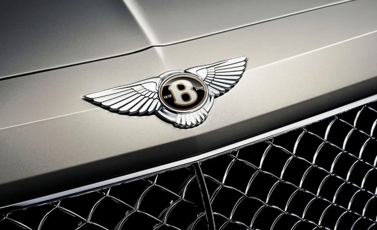 Bentley celebra su centenario marcando sus nuevos modelos
