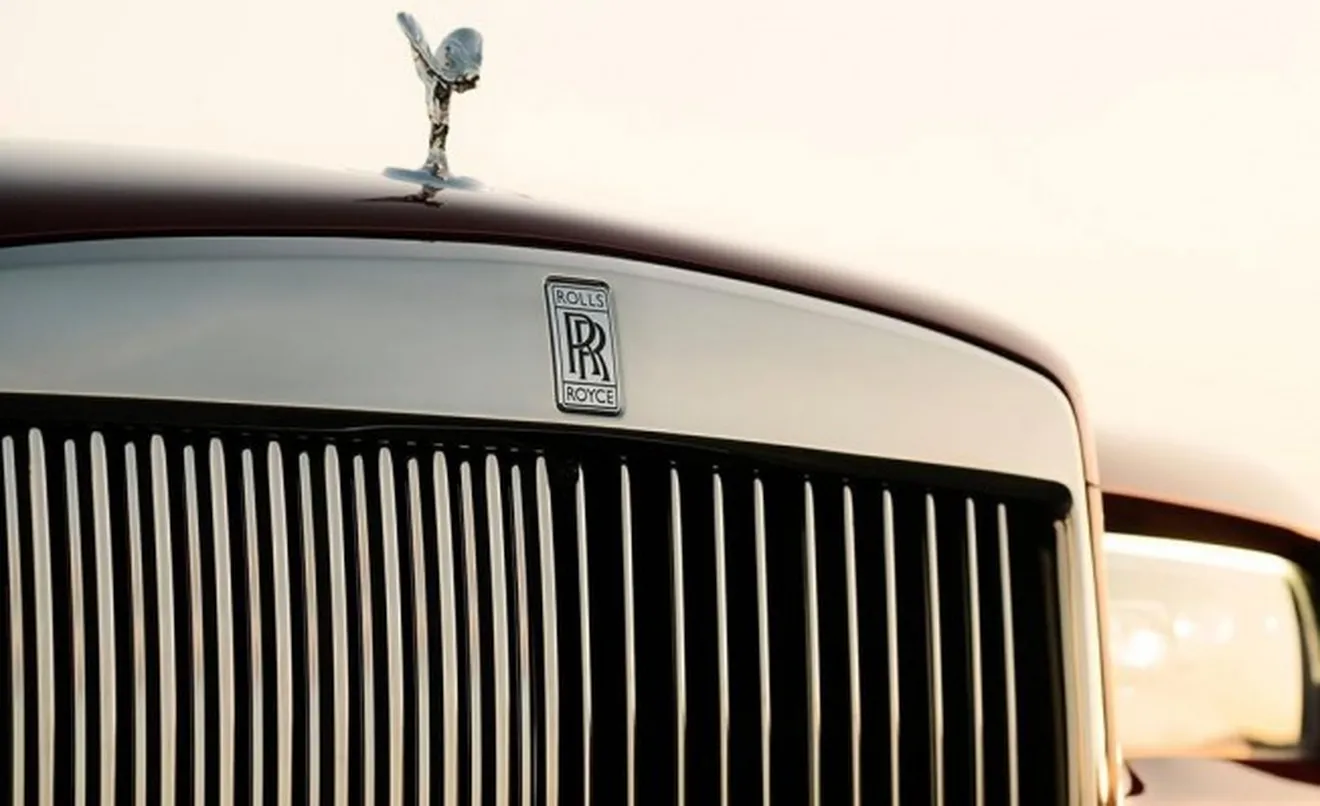 Rolls-Royce Cullinan - frontal