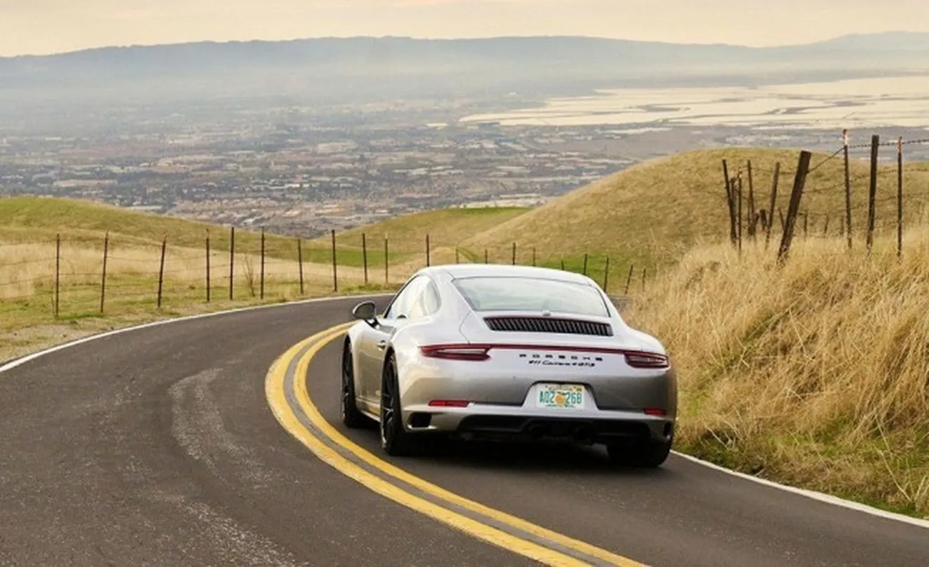 Porsche lanza en Estados Unidos un programa de coche compartido
