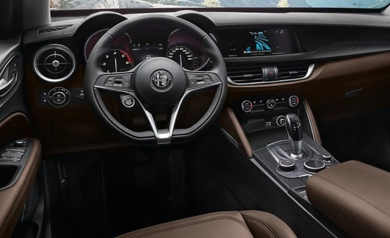 Alfa Romeo Stelvio - interior