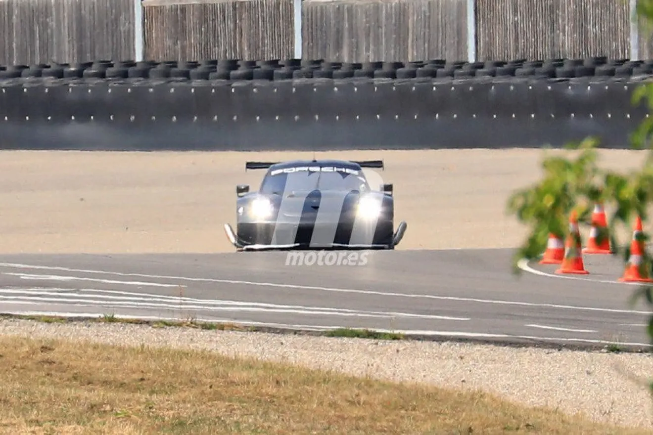 Un nuevo Porsche 911 RSR está en camino, ¿será turbo?