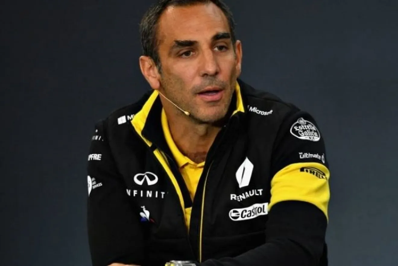 Según Abiteboul, Ricciardo no se dejó embaucar por Red Bull y Honda