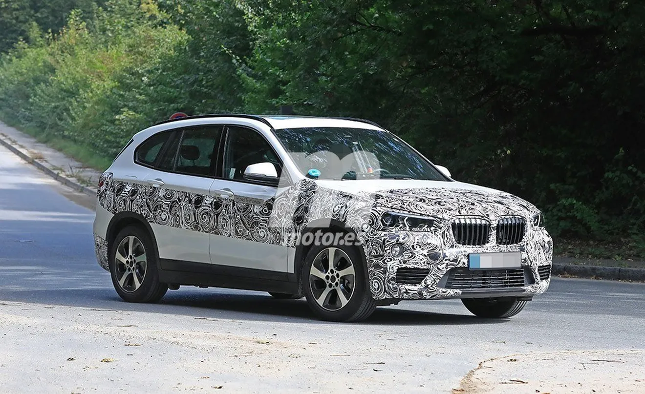 El nuevo BMW X1 híbrido enchufable ya se pasea con sus nuevas ópticas