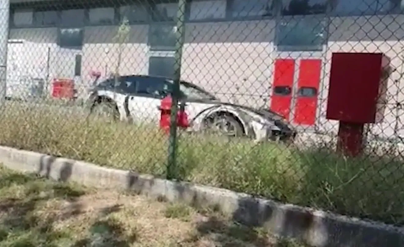 La mula del nuevo Ferrari Purosangue SUV se deja ver en vídeo
