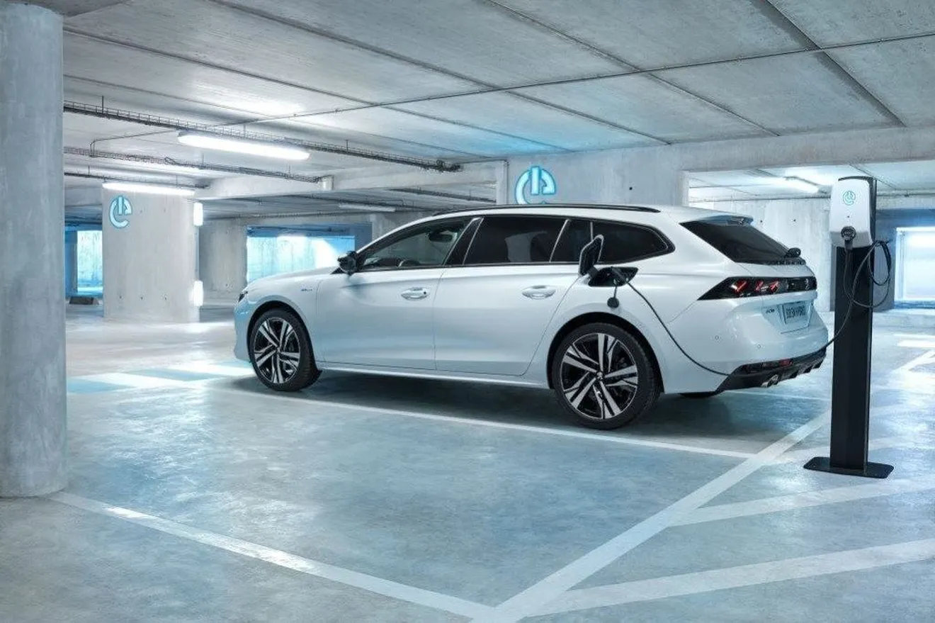 Peugeot lanzará una gama de deportivos electrificados a partir de 2020