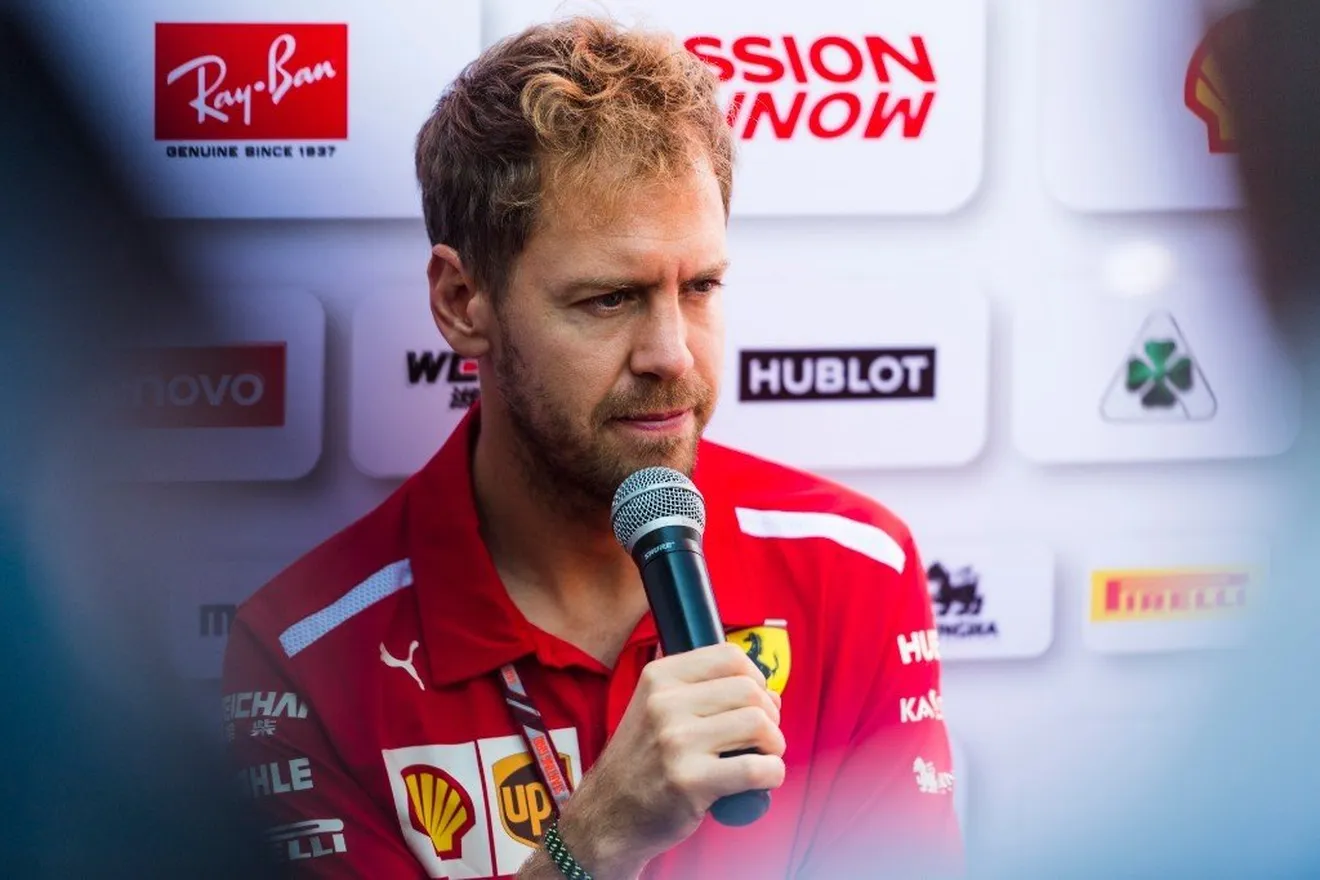 Vettel señala al coche como culpable parcial de sus incidentes recientes