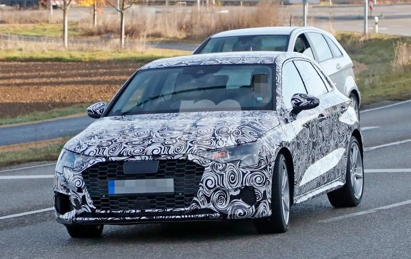 El nuevo Audi S3 se deja ver algo más ligero de camuflaje