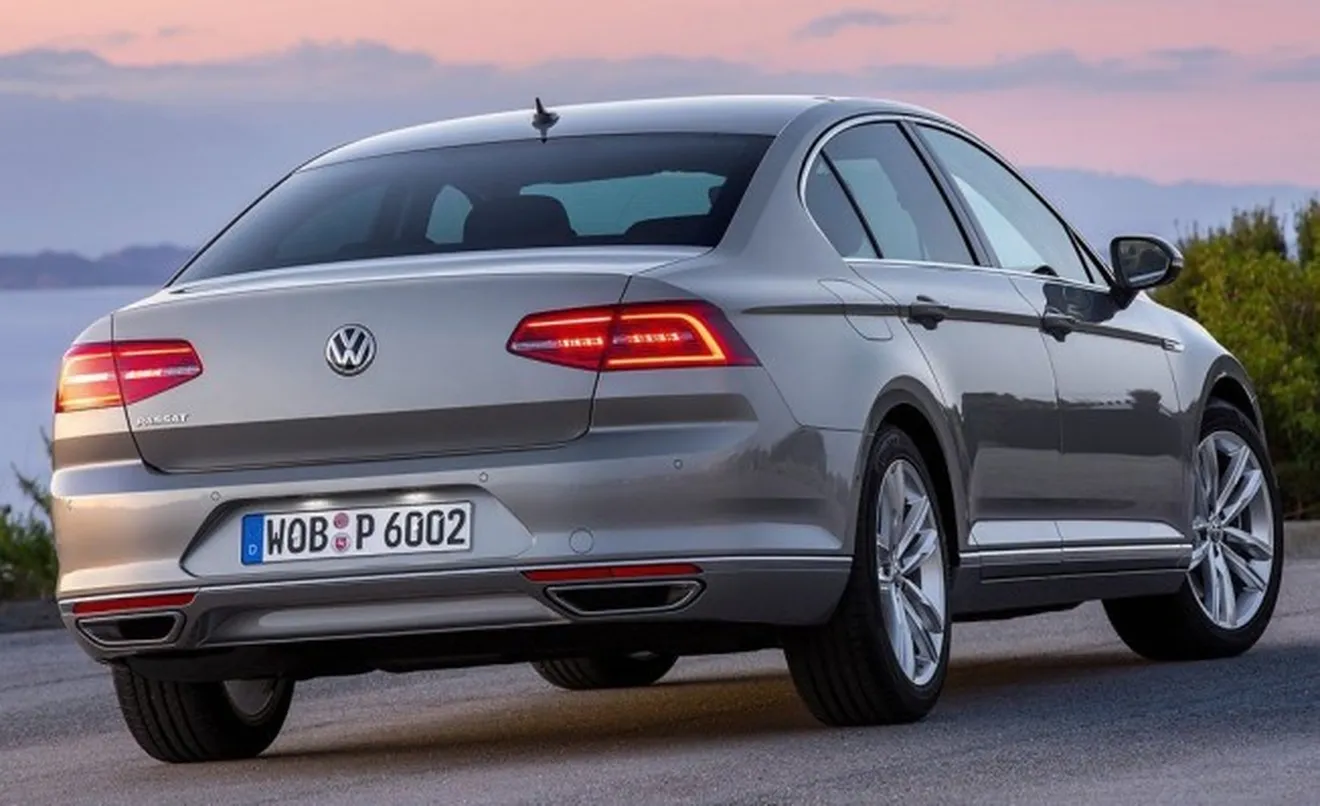 Volkswagen Passat - posterior