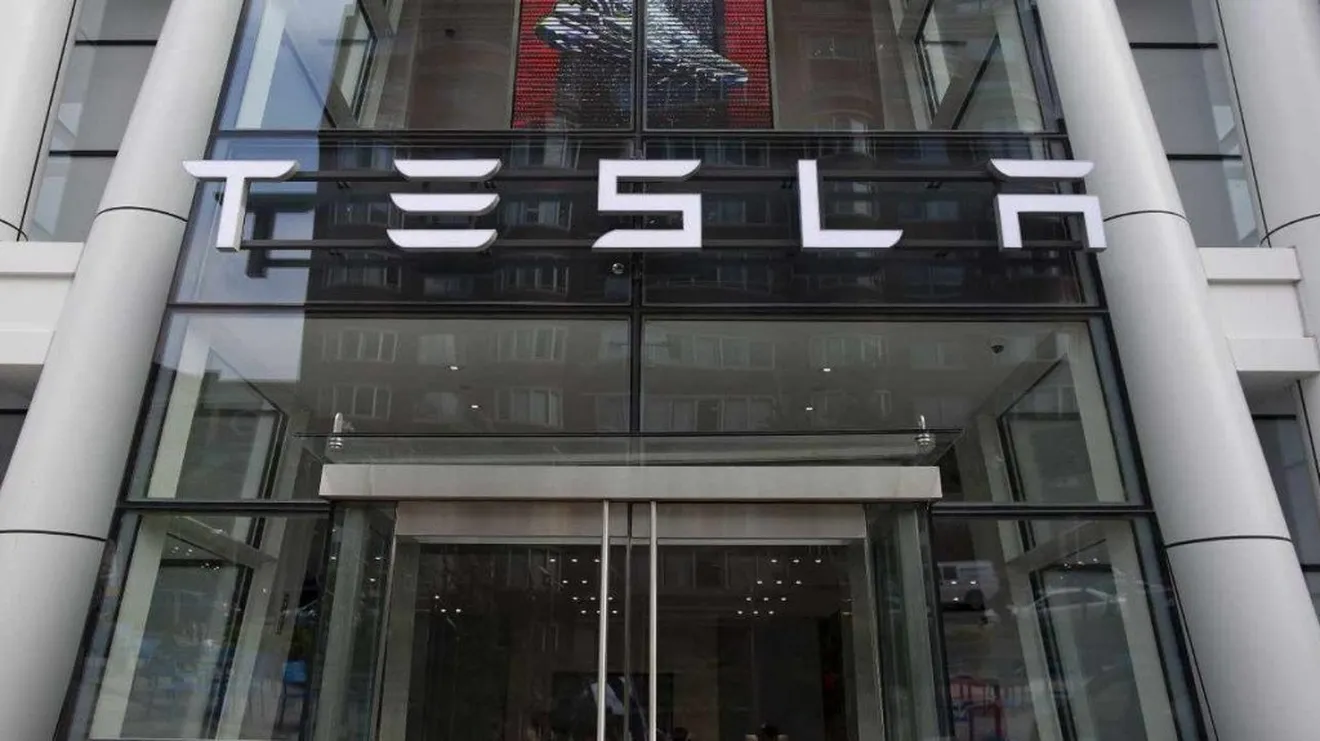 La Comisión de Bolsa también investiga los objetivos de producción de Tesla