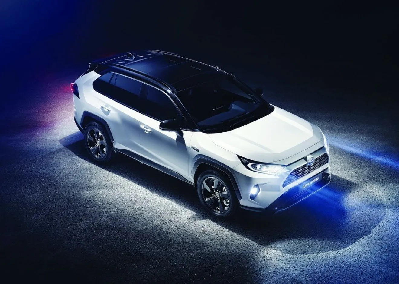 El nuevo Toyota RAV4 marca el camino hacia una nueva estrategia de futuro