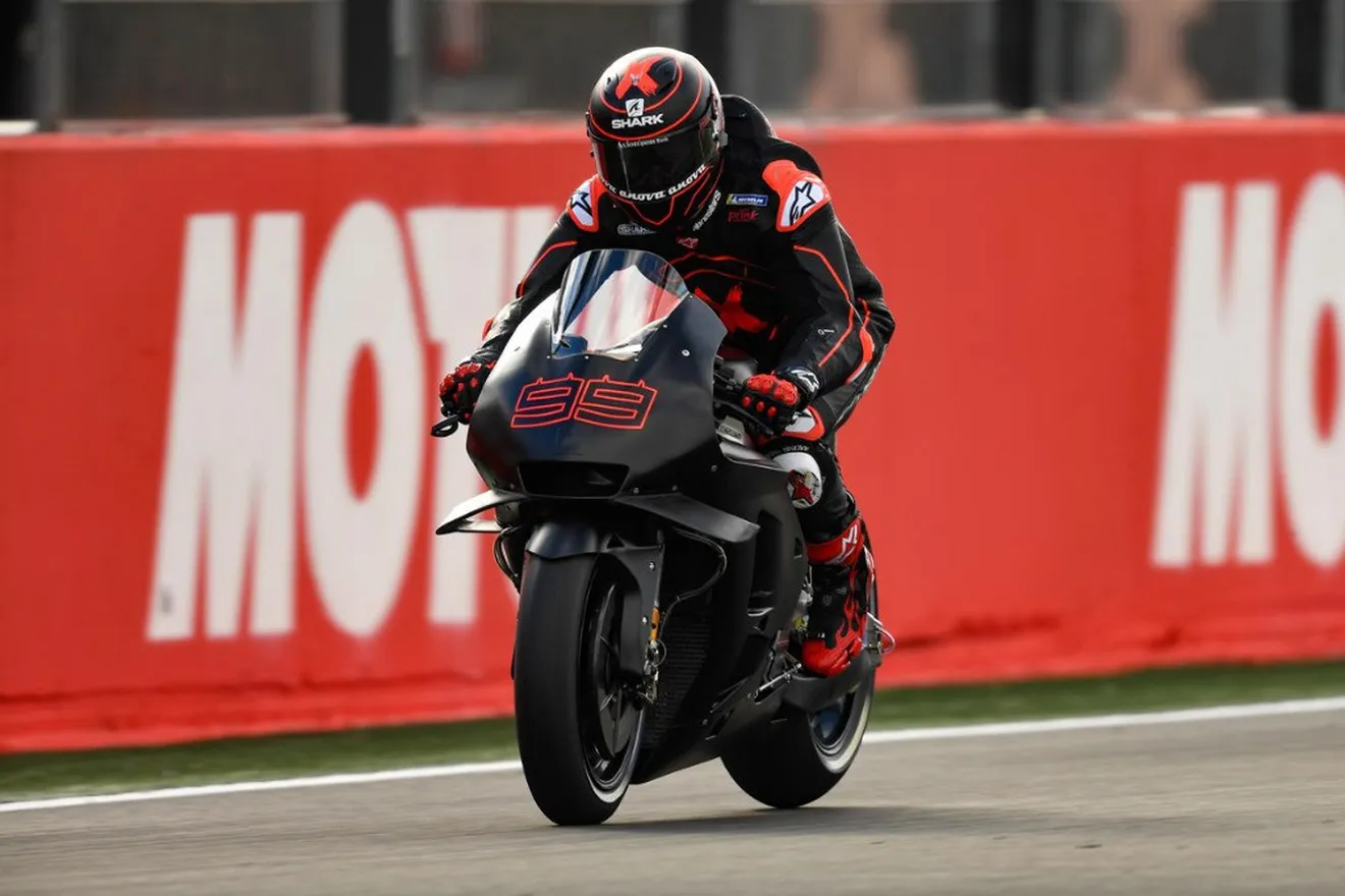 Lorenzo: "Sólo la idea de dejar MotoGP me deprimió"