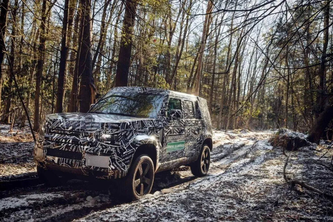 Land Rover demuestra la capacidad off-road del nuevo Defender 2020
