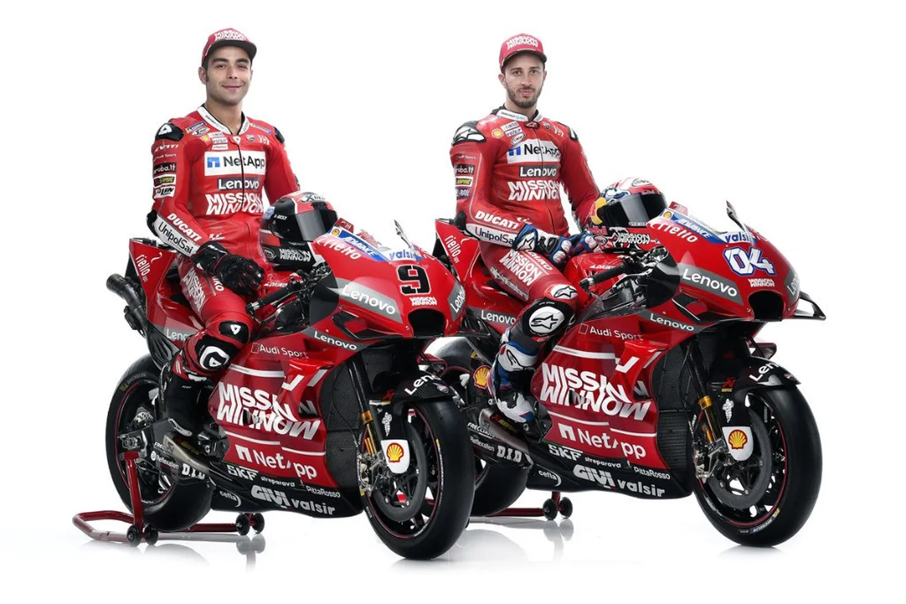 Dovizioso y Petrucci presentan la Ducati GP19 de MotoGP