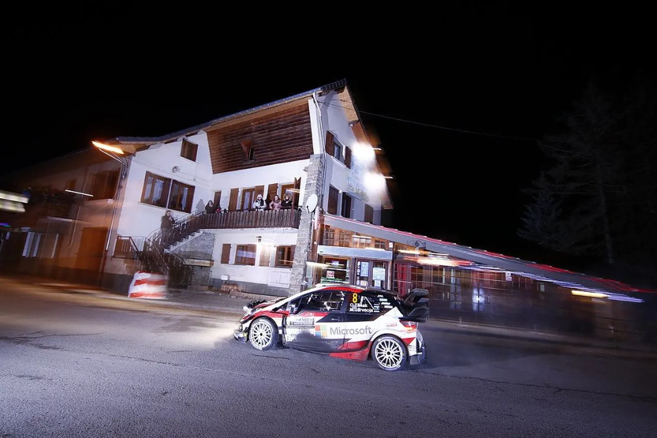 Ott Tänak reina en la noche y lidera el Rally de Montecarlo