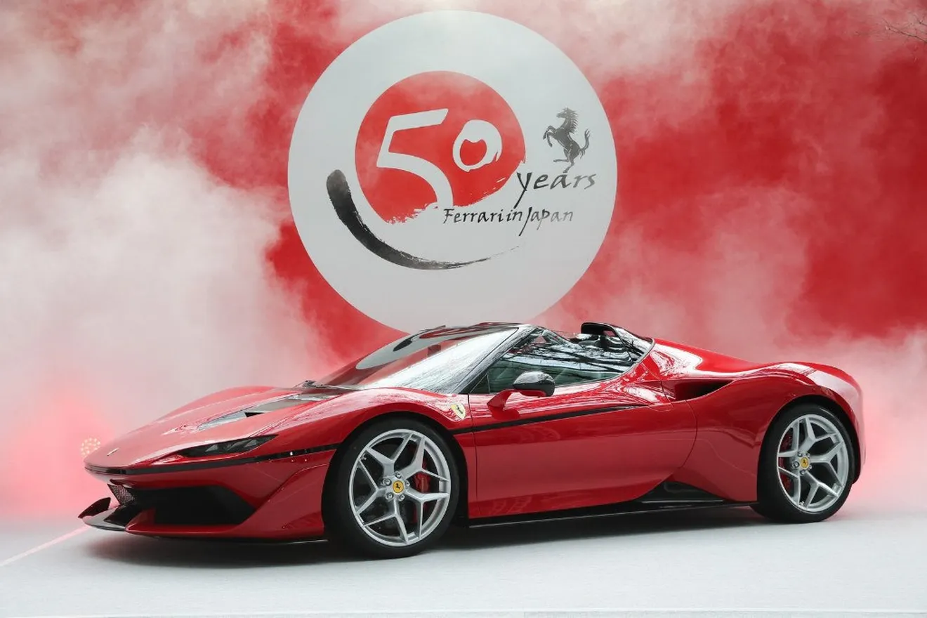 Uno de los raros Ferrari J50 de edición limitada aparece a estrenar