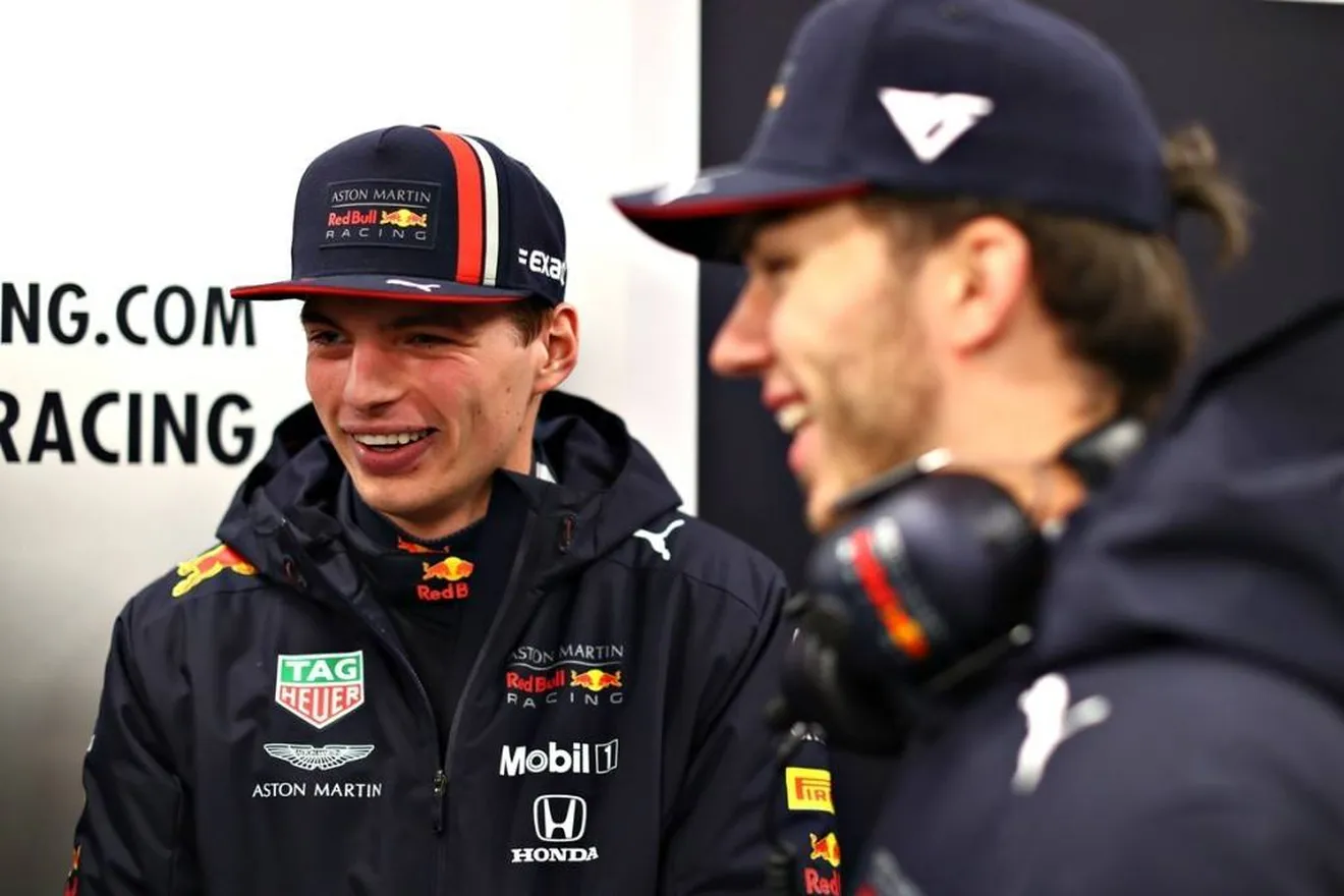 Honda deja a Verstappen "sonriendo" tras los primeros kilómetros