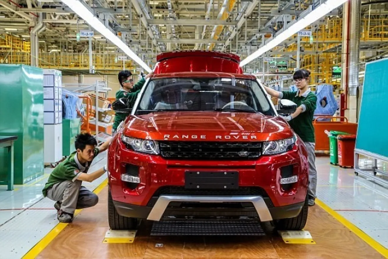 Jaguar Land Rover busca inversores para paliar sus problemas financieros