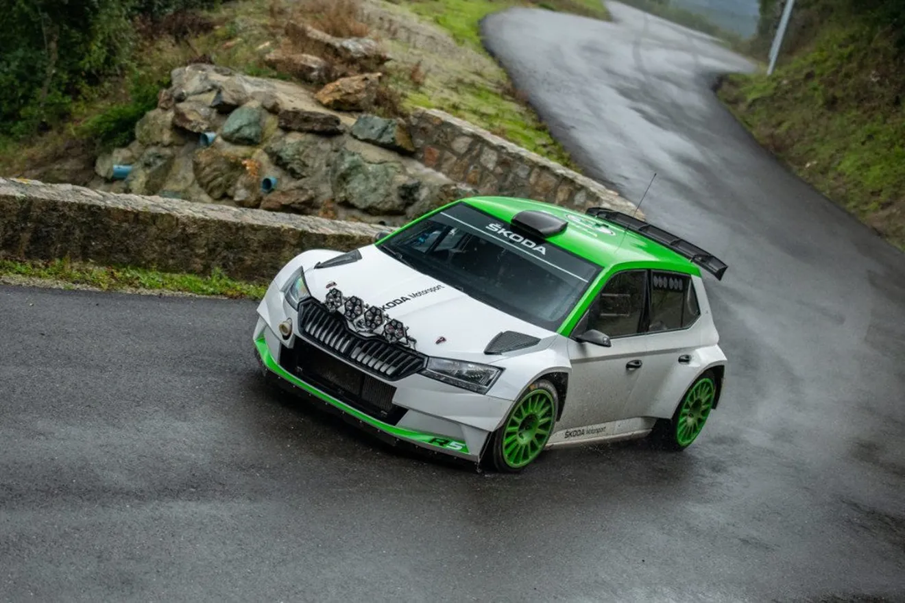 Los nuevos Fabia y Fiesta R5 apuntan al Rally de Finlandia
