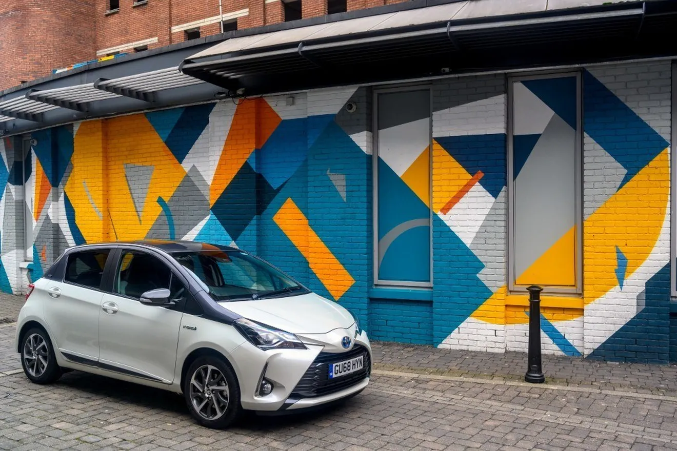 Reino Unido - Enero 2019: El Toyota Yaris alcanza un nuevo techo